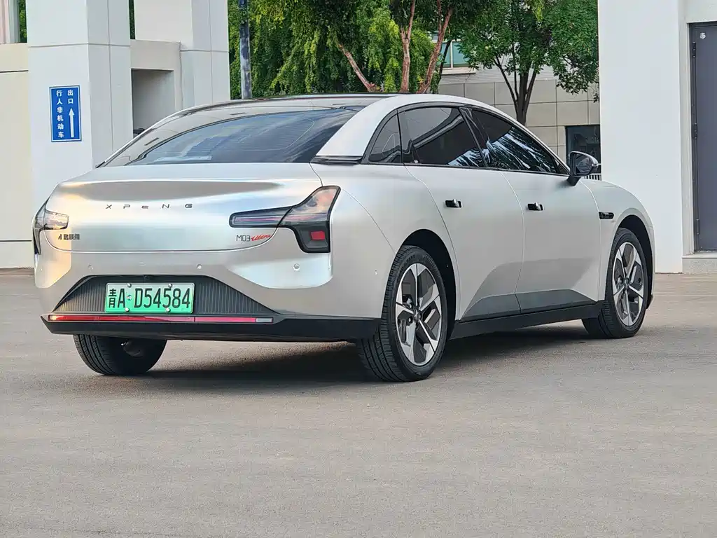 XPeng MONA M03 — миниатюра 9