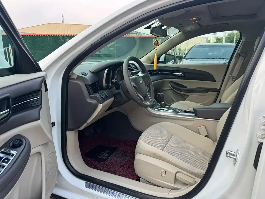 Chevrolet Malibu — миниатюра 4
