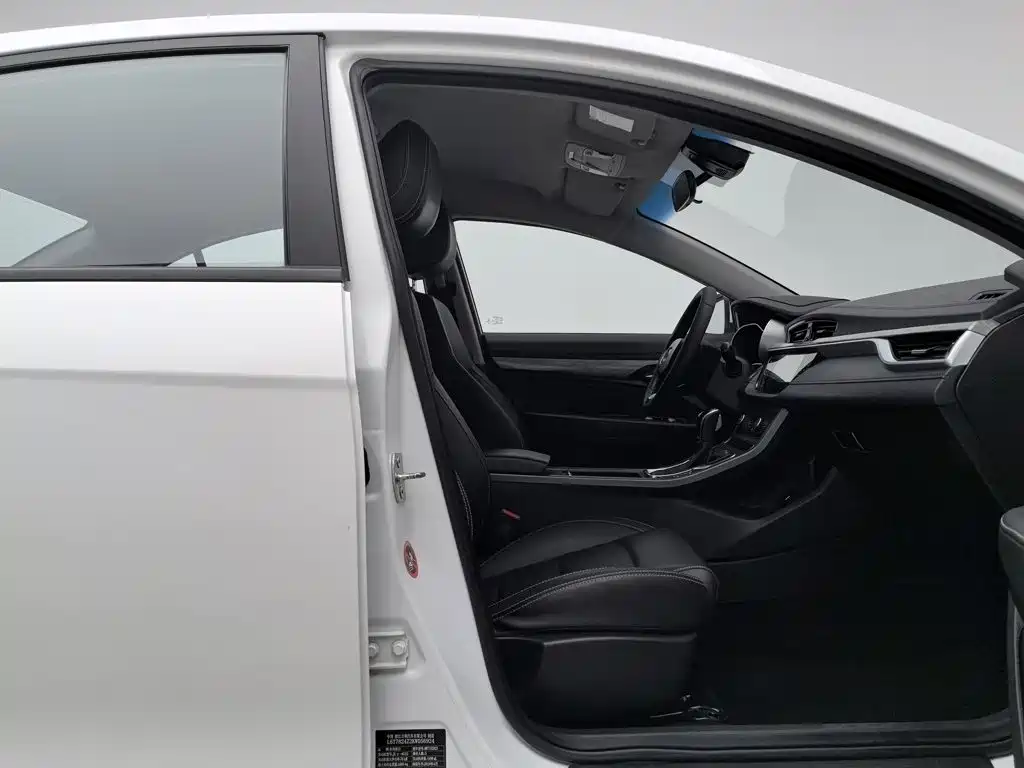 Geely Emgrand — миниатюра 23