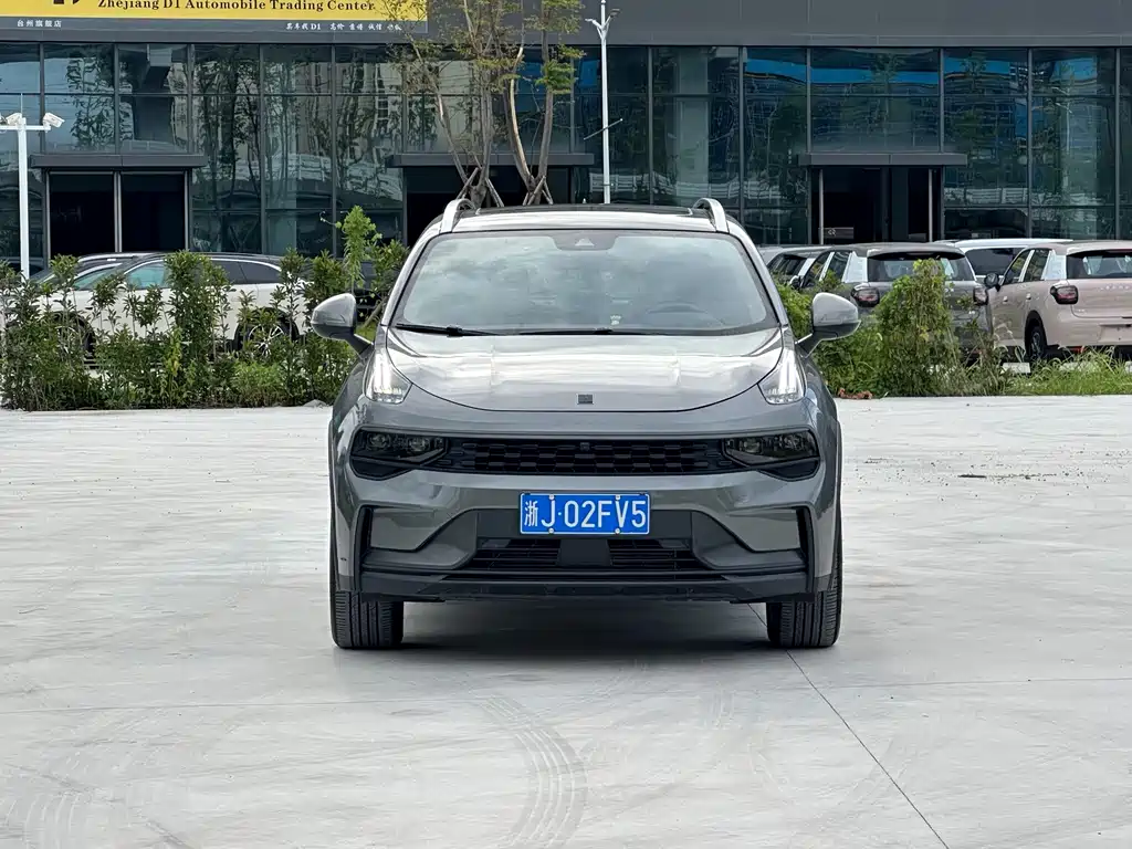 Lynk & Co 01 — миниатюра 5