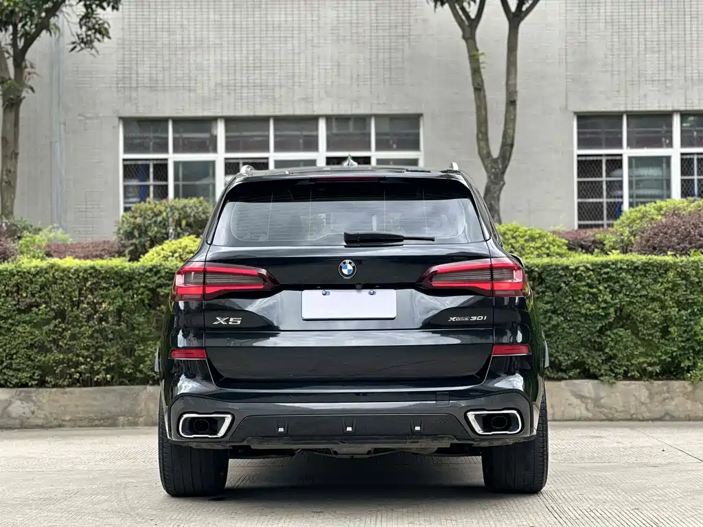 BMW X5 2021 xDrive30i M Sport
