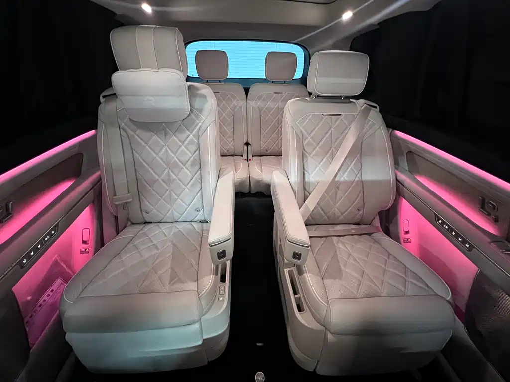NIO ES8 2026 мест Executive