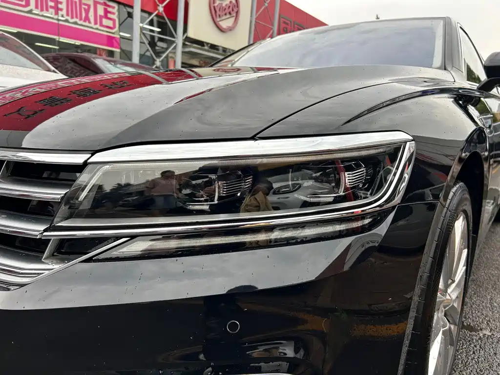 Volkswagen Phideon — миниатюра 5