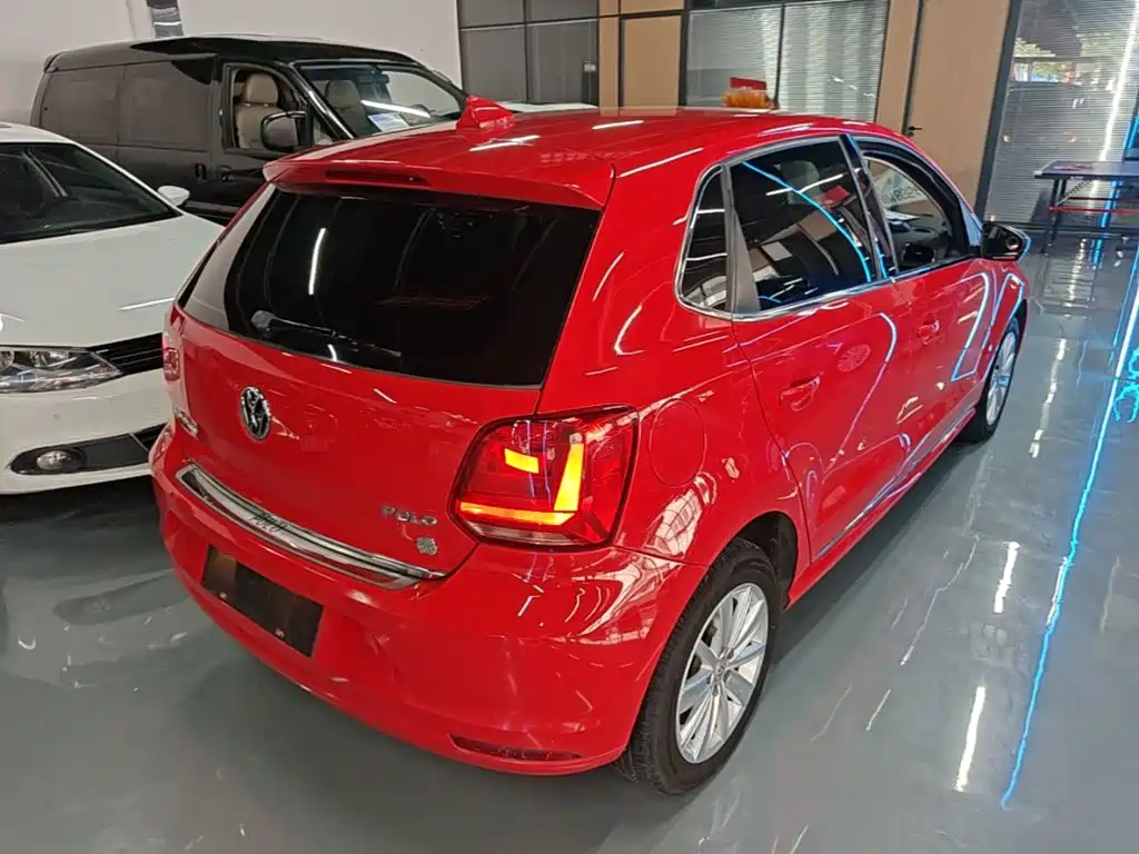 Volkswagen Polo — миниатюра 7