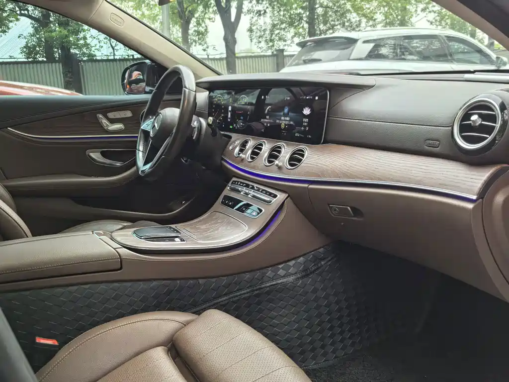 Mercedes-Benz E-Class New Energy — миниатюра 4