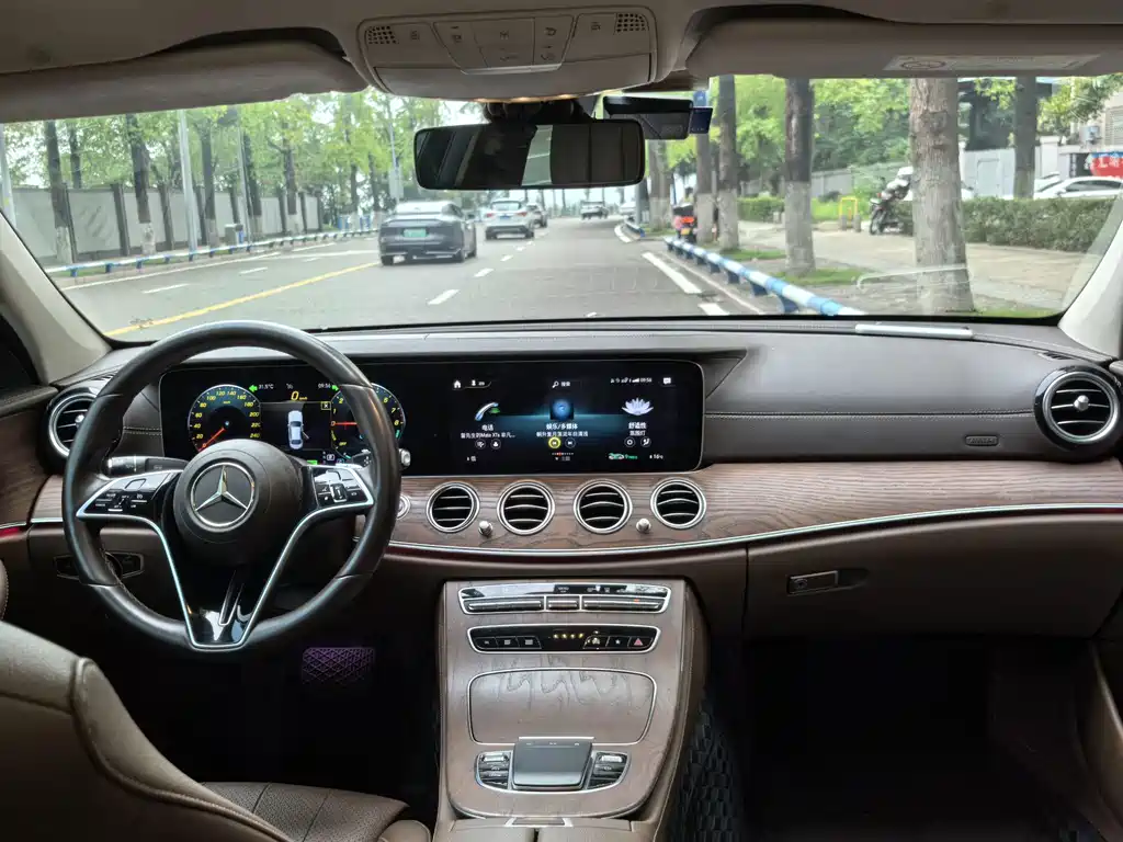 Mercedes-Benz E-Class New Energy — миниатюра 5