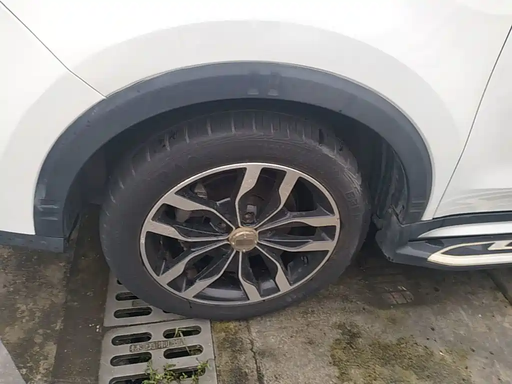 Roewe RX5 — миниатюра 23
