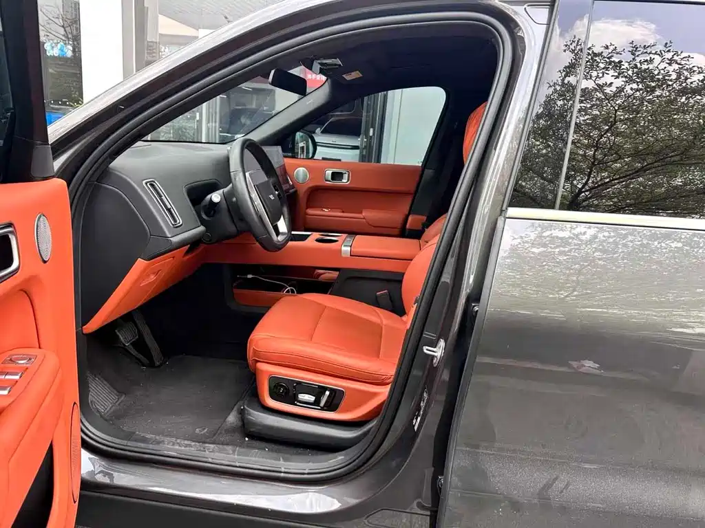 Li Auto L8 2023 Pro