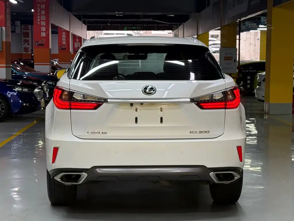 Lexus RX — миниатюра 6