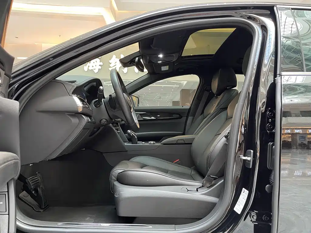 Cadillac CT6 — миниатюра 10
