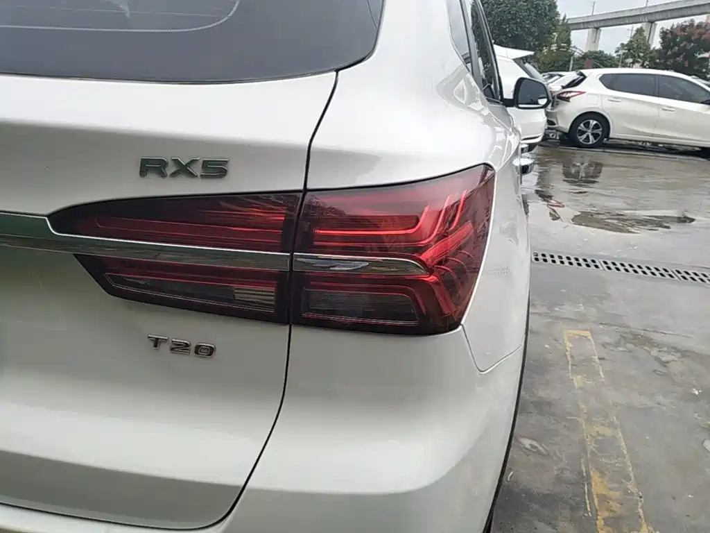 Roewe RX5 — миниатюра 8