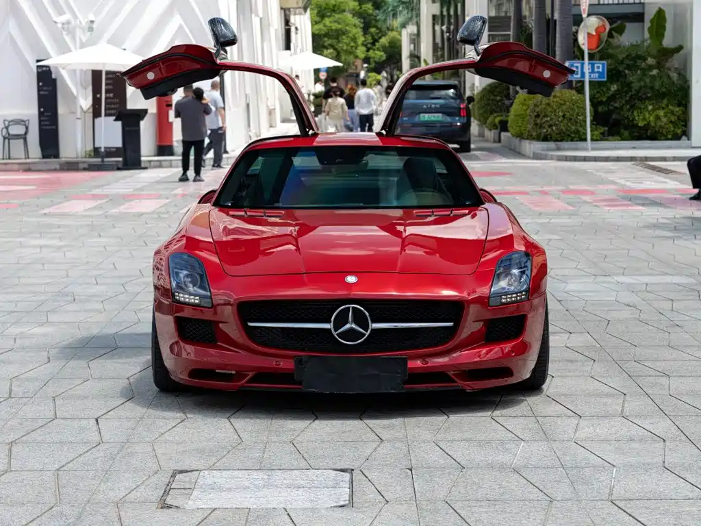 Mercedes-Benz SLS AMG — миниатюра 2