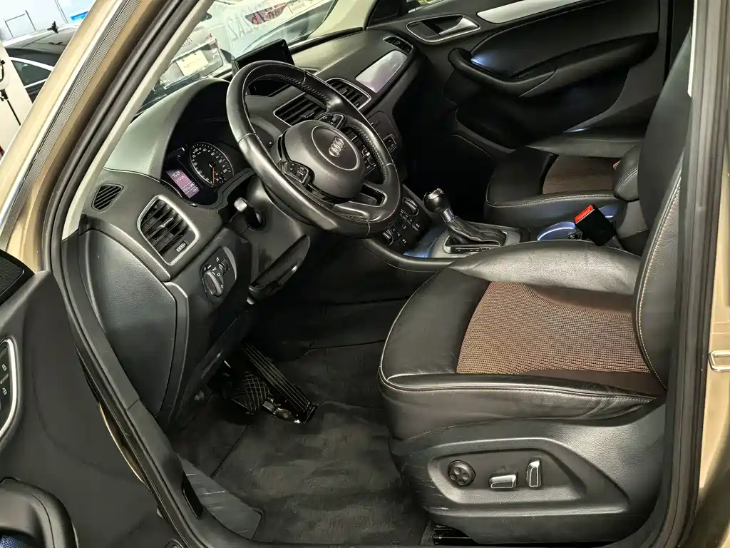 Audi Q3 2017 35 TFSI Fashion