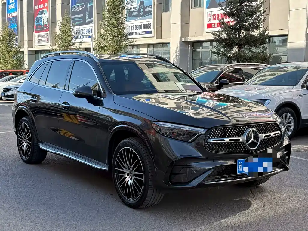 Mercedes-Benz GLC 2023