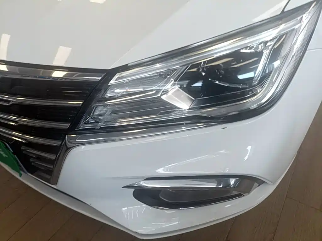 Roewe i5 — миниатюра 24