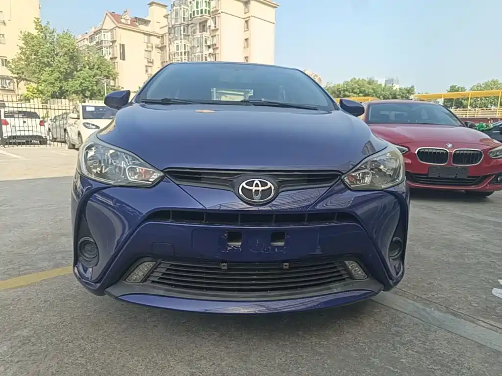 Toyota Yaris L — миниатюра 3