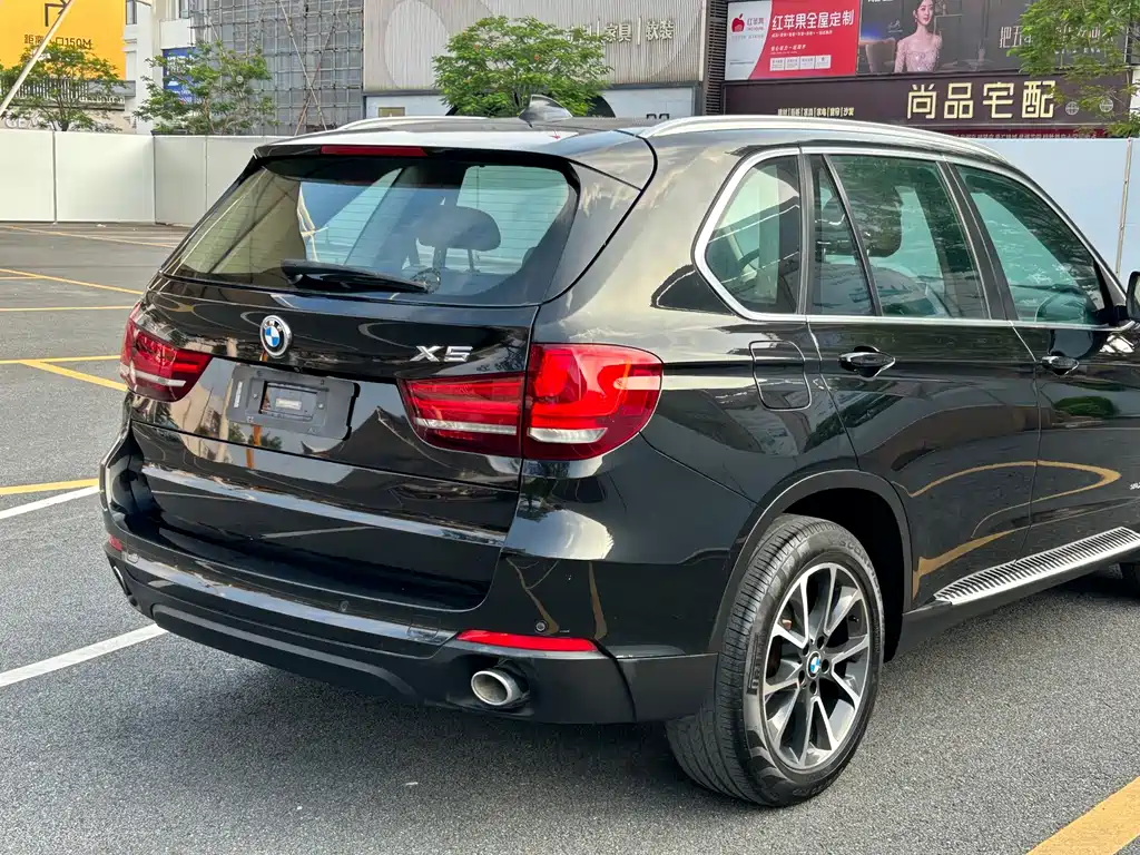 BMW X5 (Import) — миниатюра 8