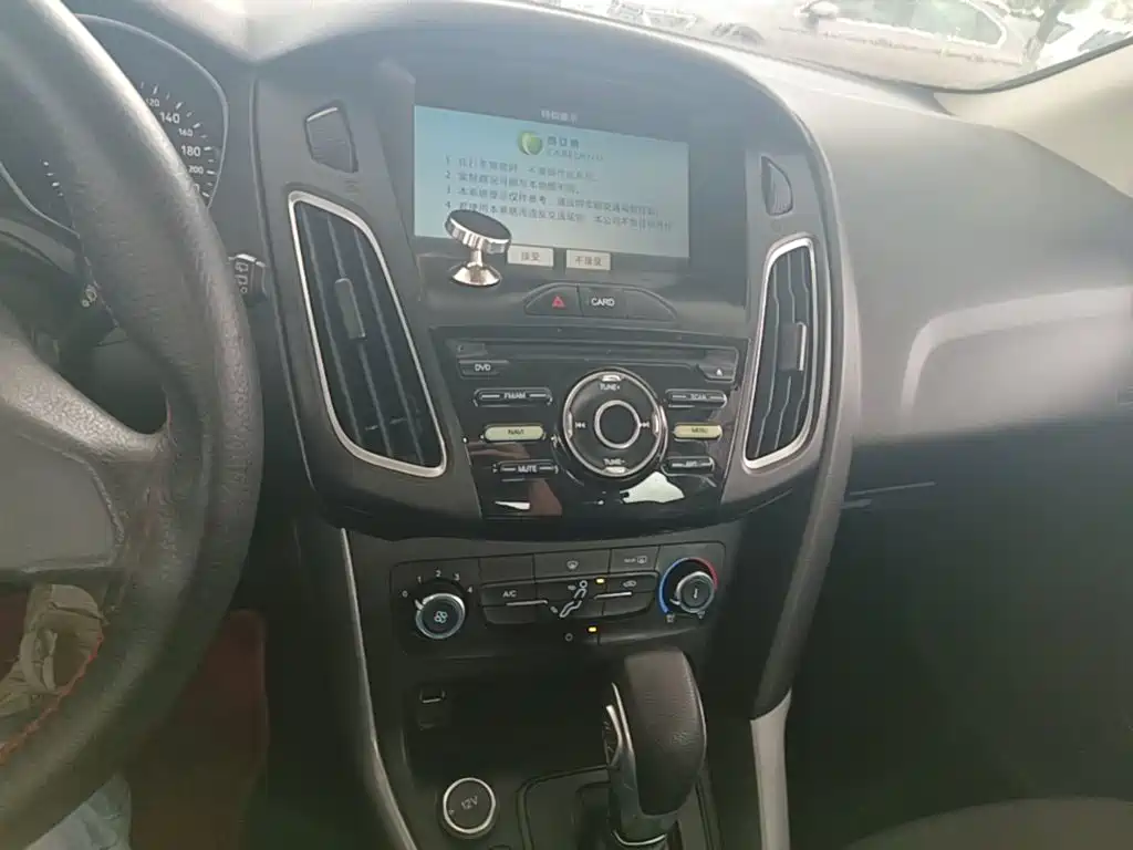 Ford Focus — миниатюра 13