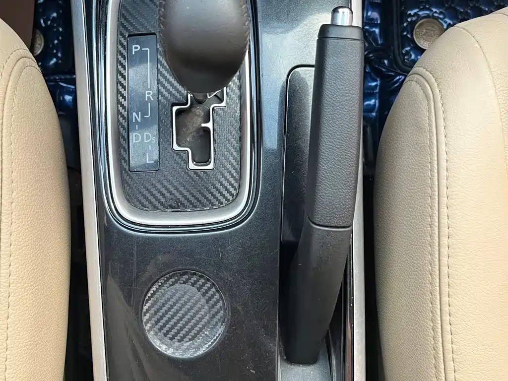 Mitsubishi Outlander — миниатюра 16