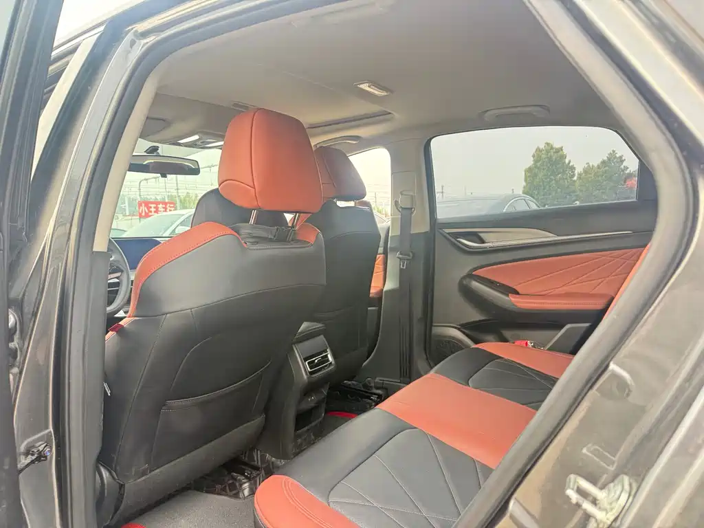 Changan Eado — миниатюра 6
