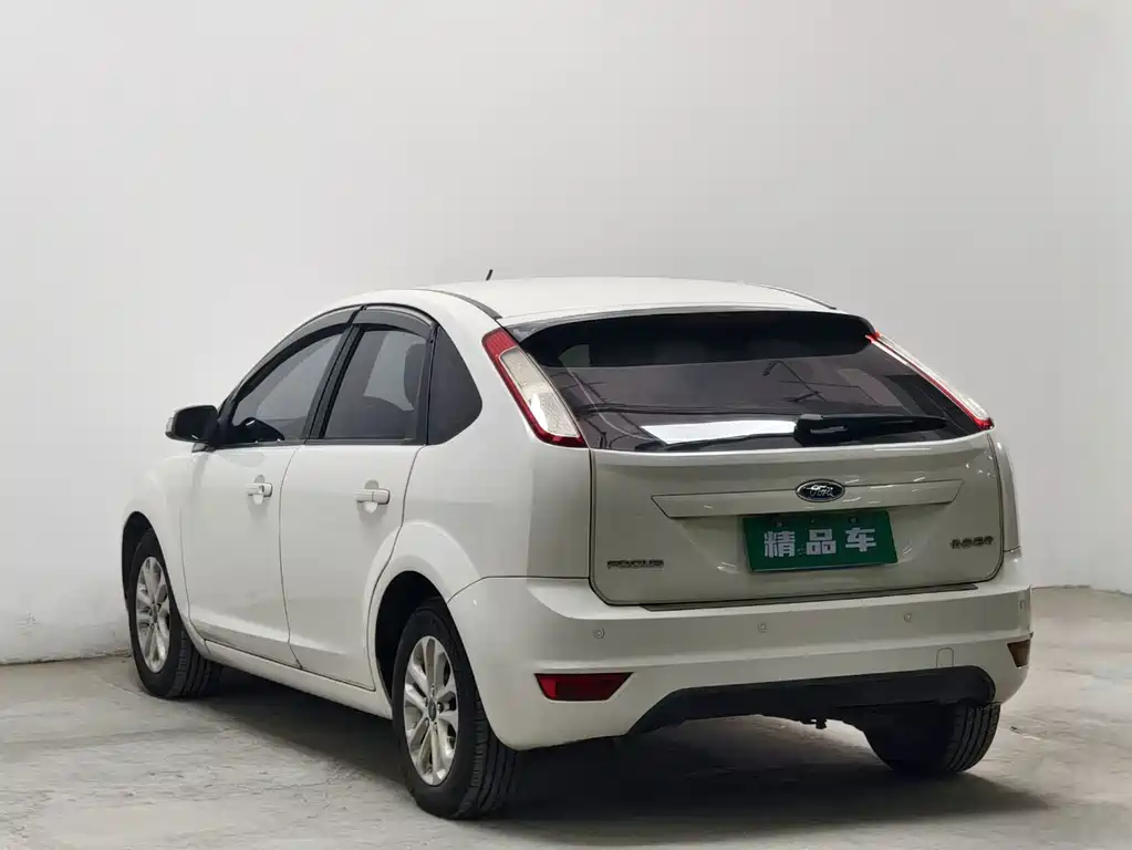Ford Focus — миниатюра 6