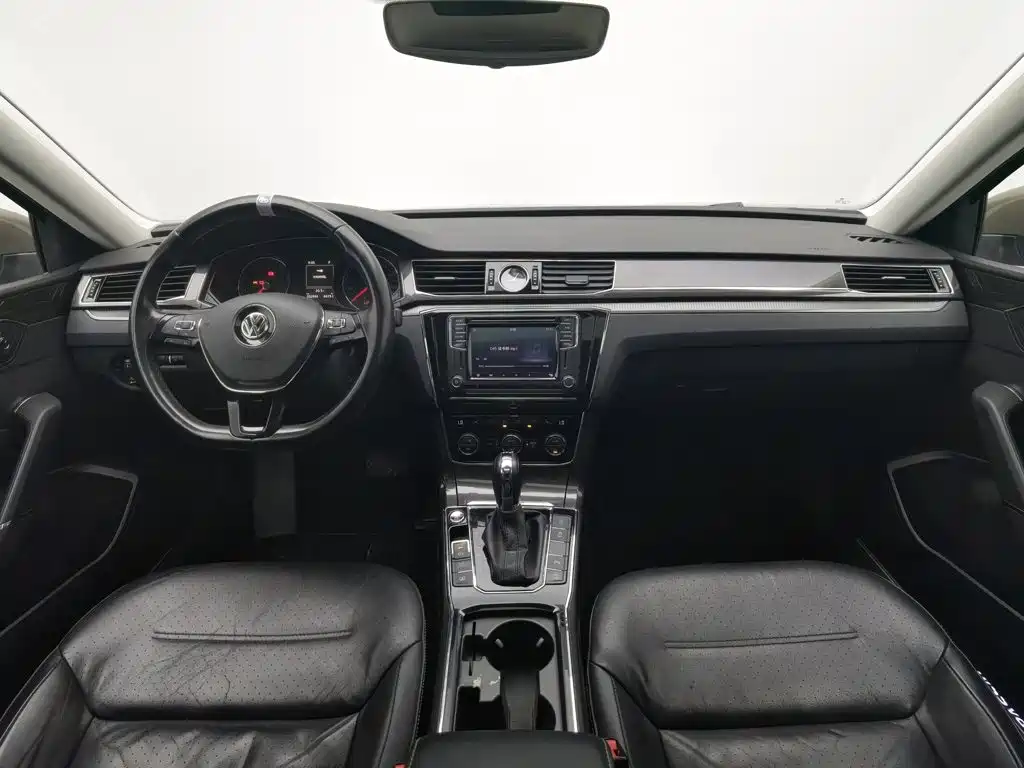 Volkswagen Passat — миниатюра 5
