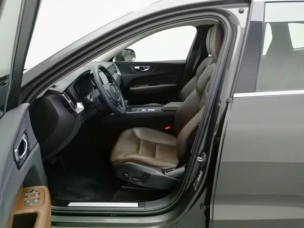 Volvo XC60 2020 T5 Luxury
