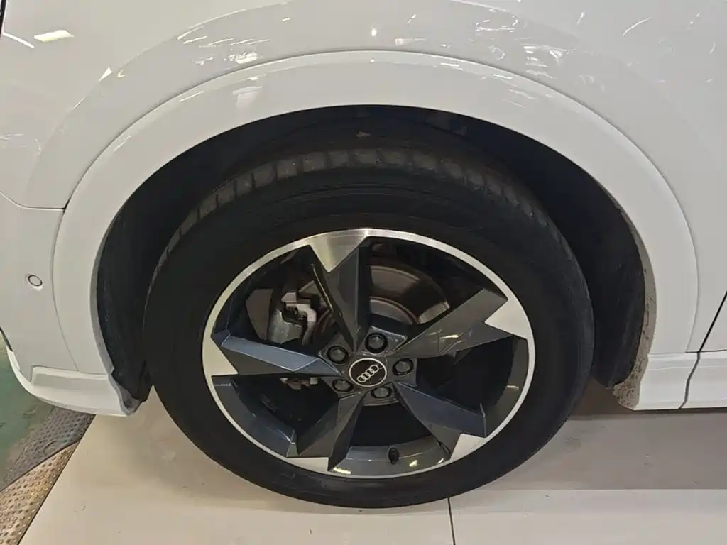 Audi Q3 — миниатюра 23