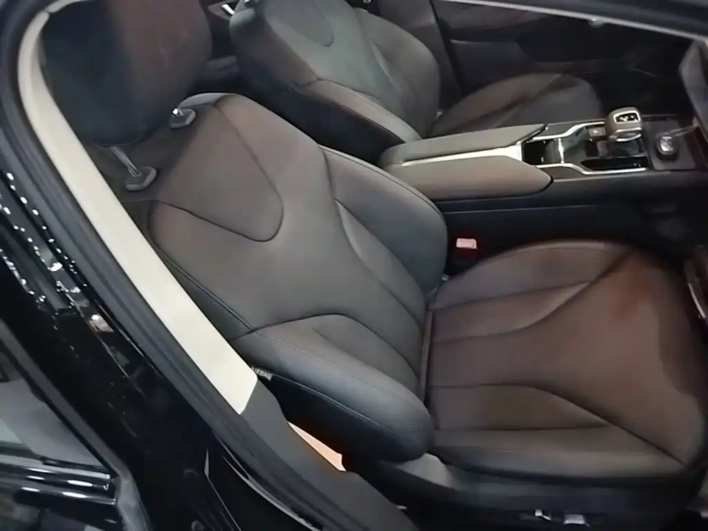 Hongqi Hongqi E-QM5 — миниатюра 25