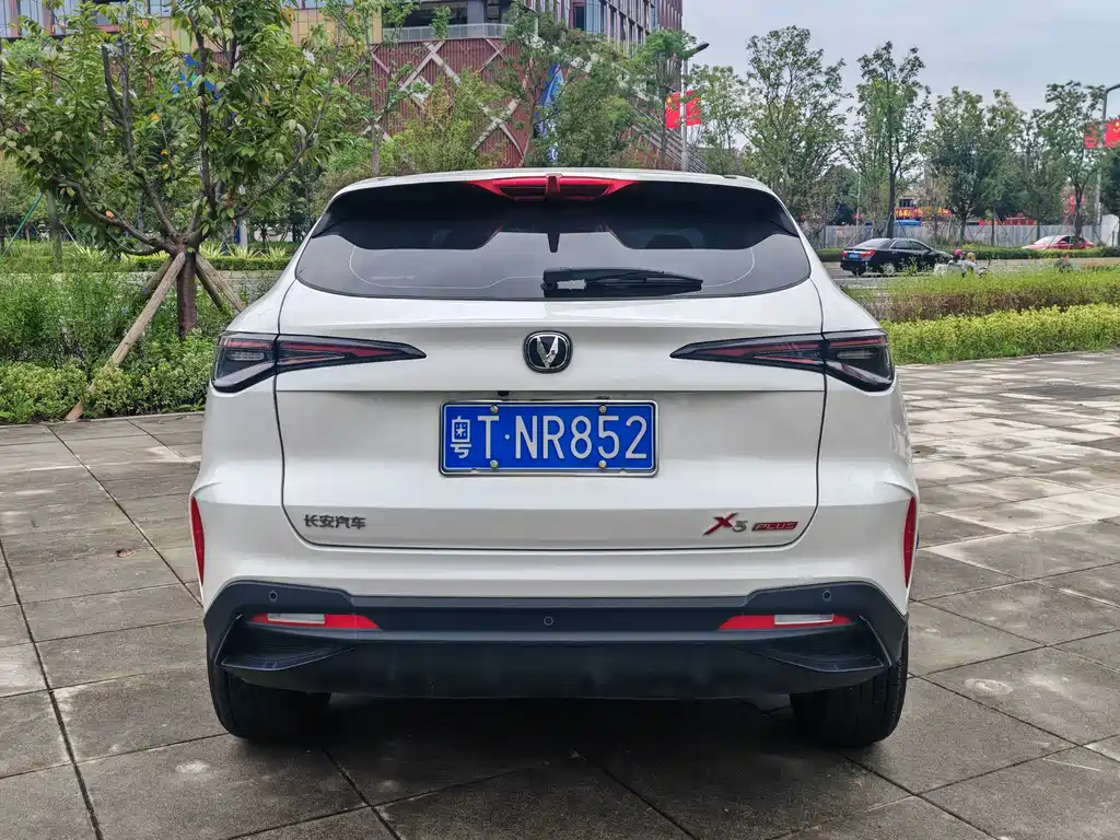 Changan X5 PLUS — миниатюра 5