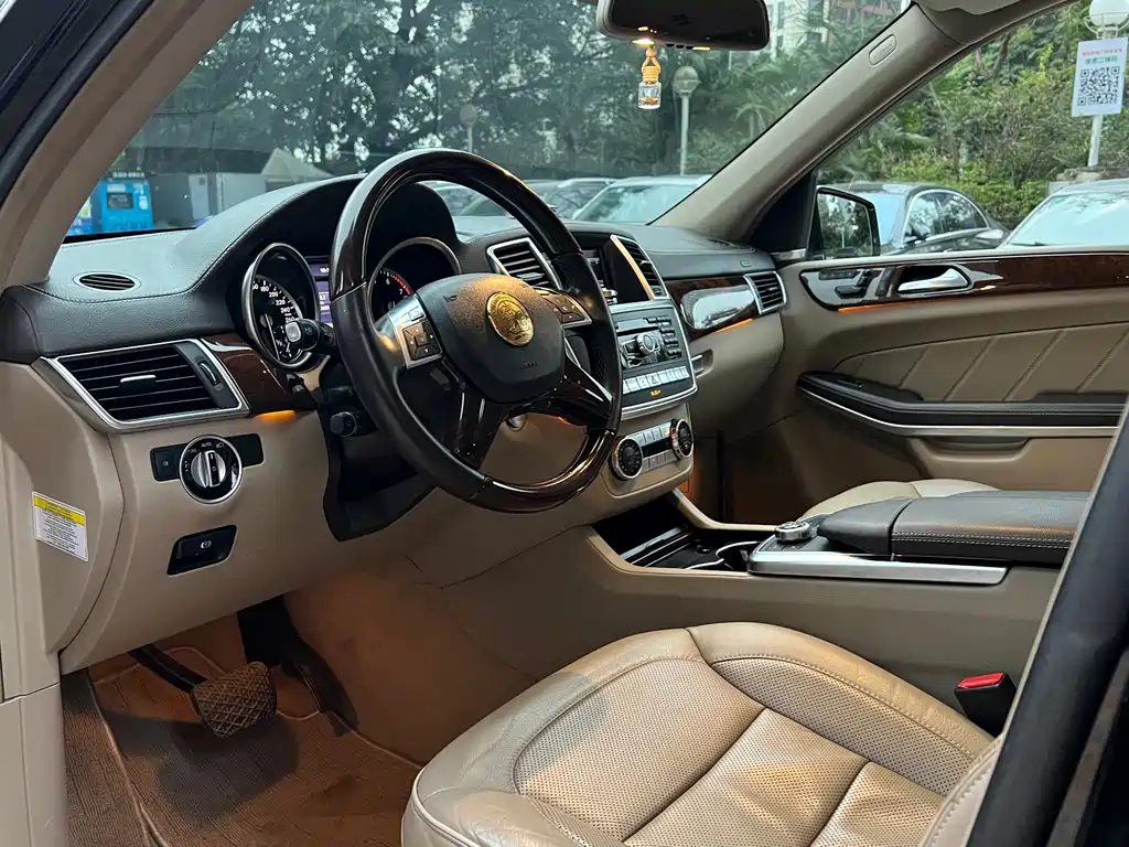 Mercedes-Benz GL 2013 GL 550