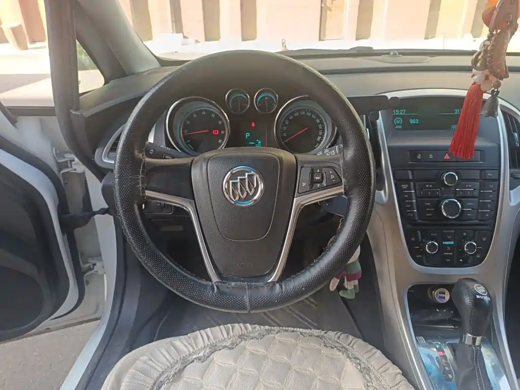 Buick Excelle — миниатюра 13