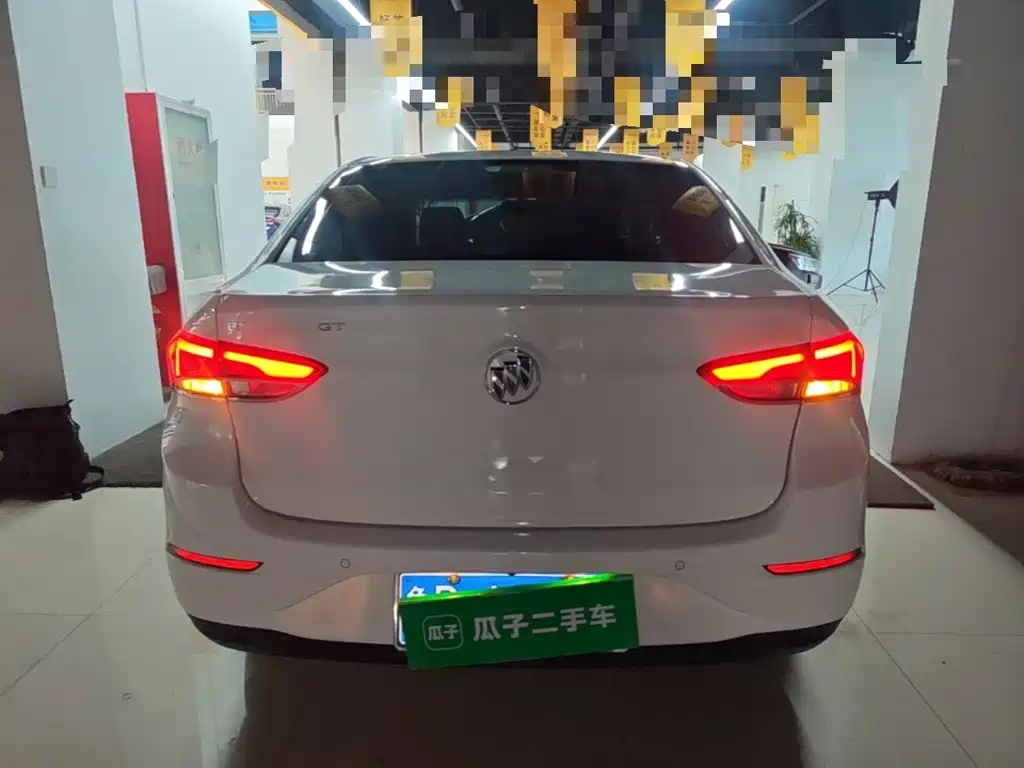 Buick Excelle — миниатюра 6