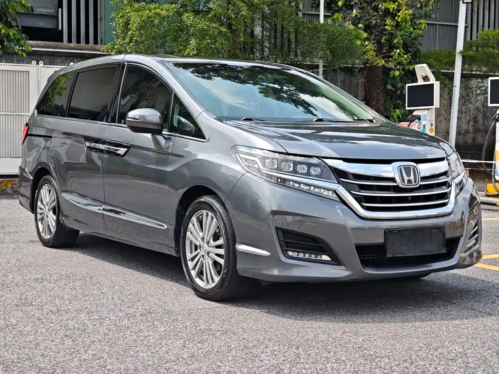 Honda Elysion — миниатюра 3