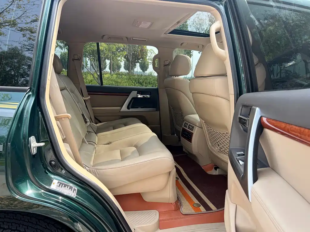 Toyota Land Cruiser — миниатюра 19