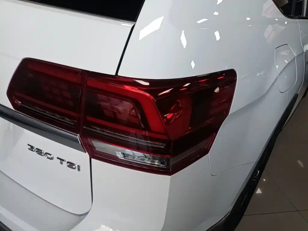 Volkswagen Teramont — миниатюра 8
