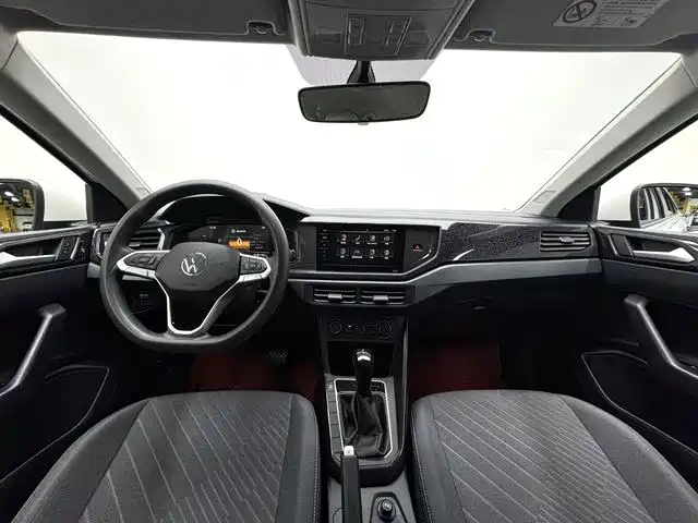 Volkswagen Lavida — миниатюра 4