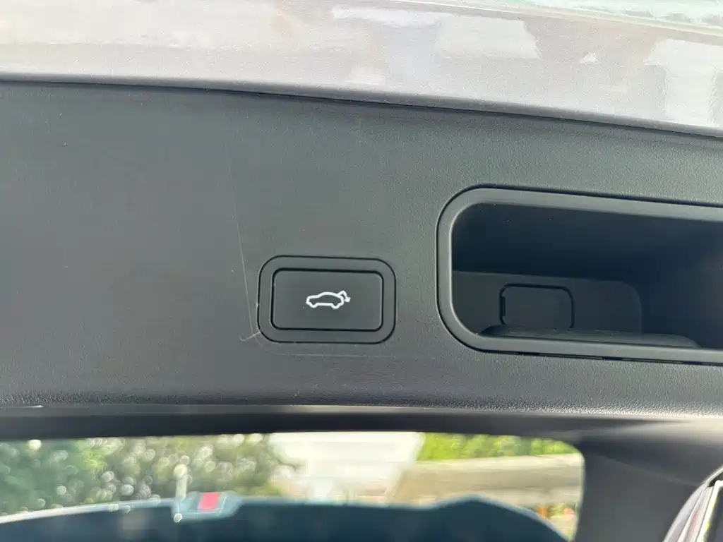 Geely Boyue — миниатюра 18