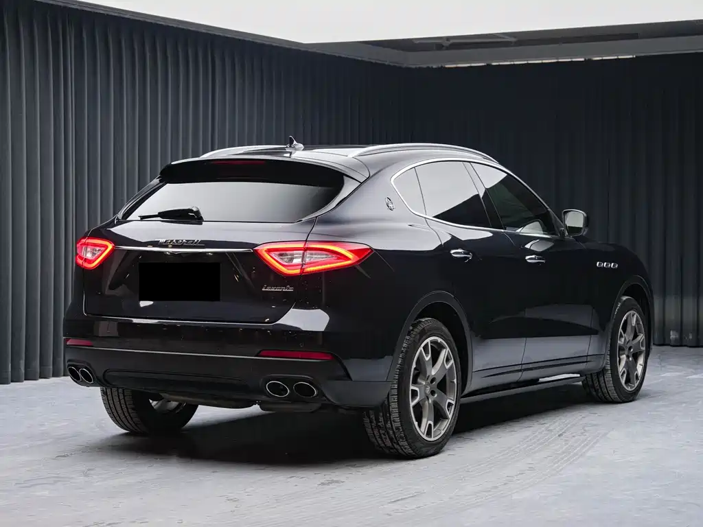 Maserati Levante — миниатюра 4