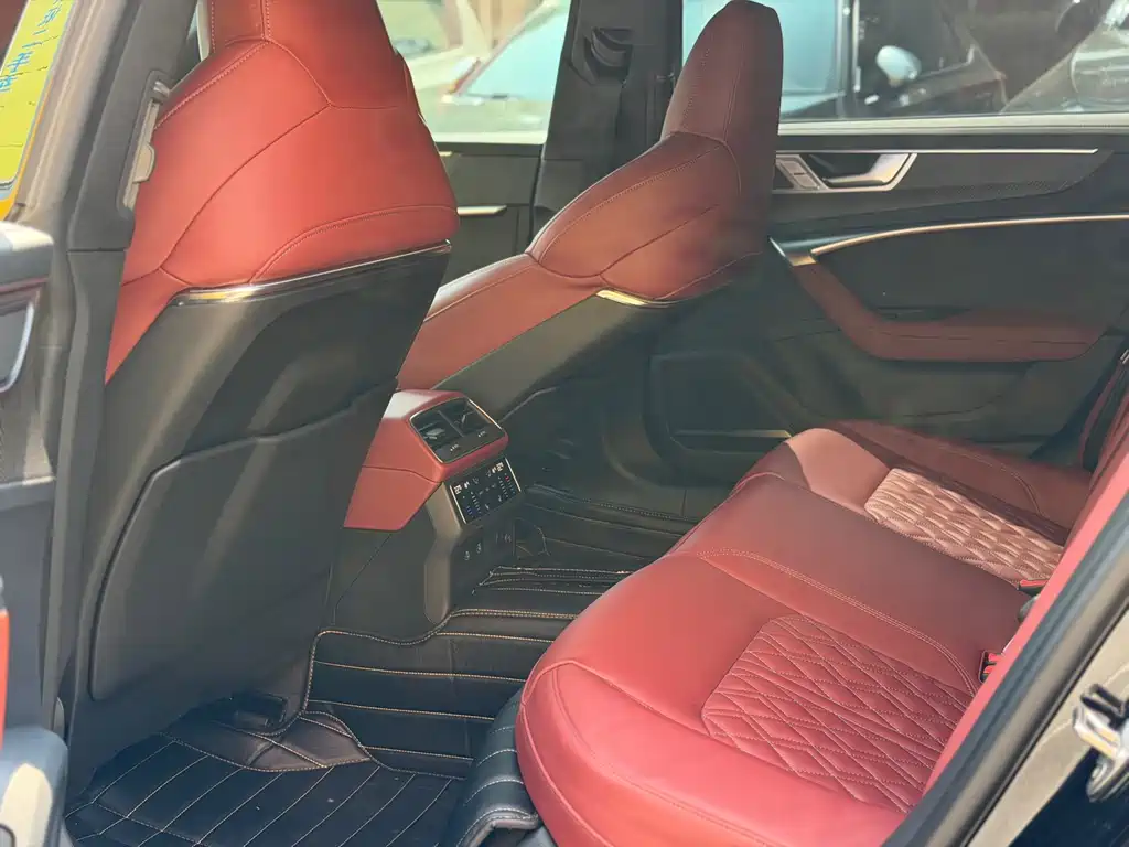 Audi A7L — миниатюра 7