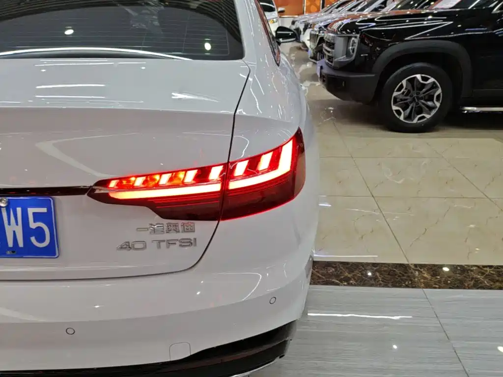 Audi A4L — миниатюра 8