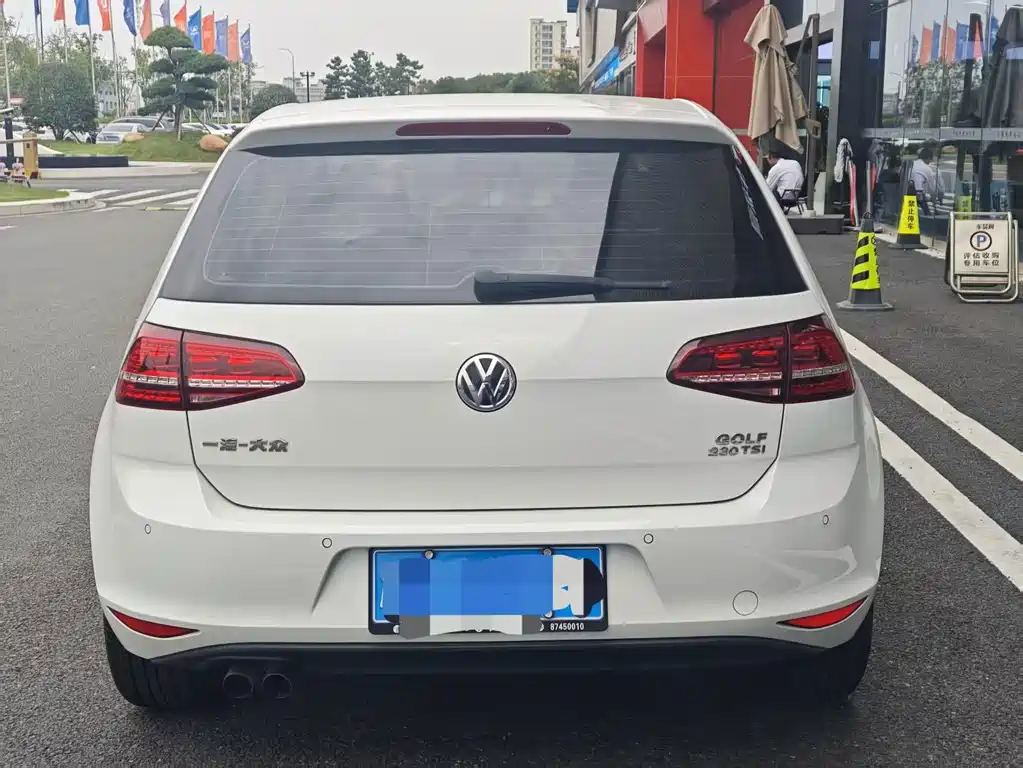 Volkswagen Golf — миниатюра 7