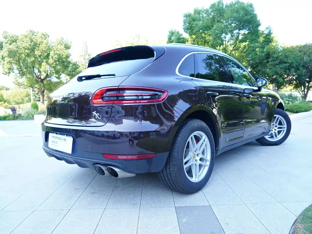 Porsche Macan — миниатюра 15
