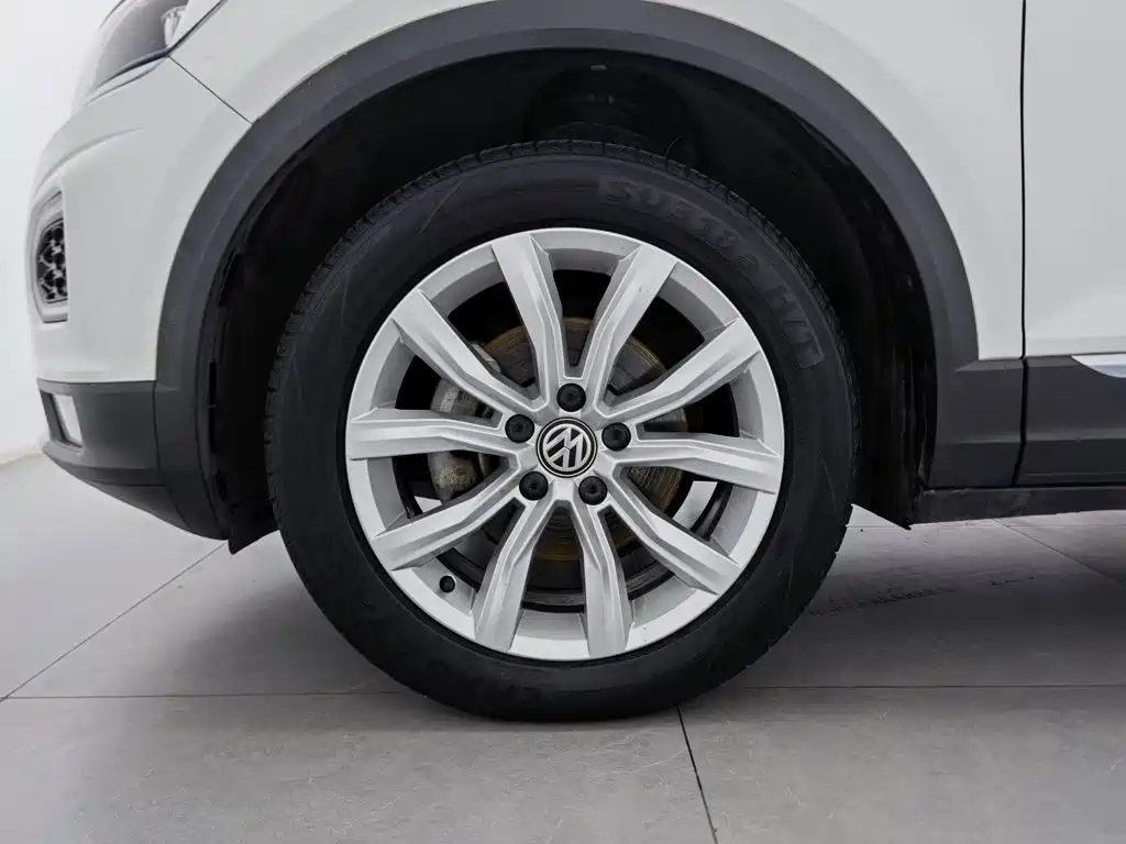 Volkswagen T-Roc — миниатюра 17