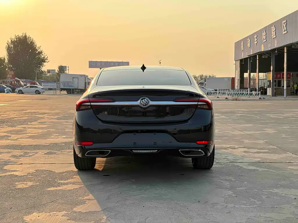 Buick LaCrosse — миниатюра 8