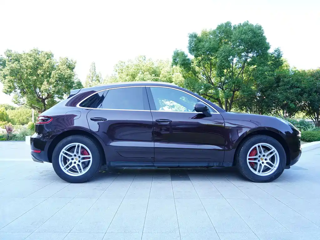 Porsche Macan — миниатюра 13