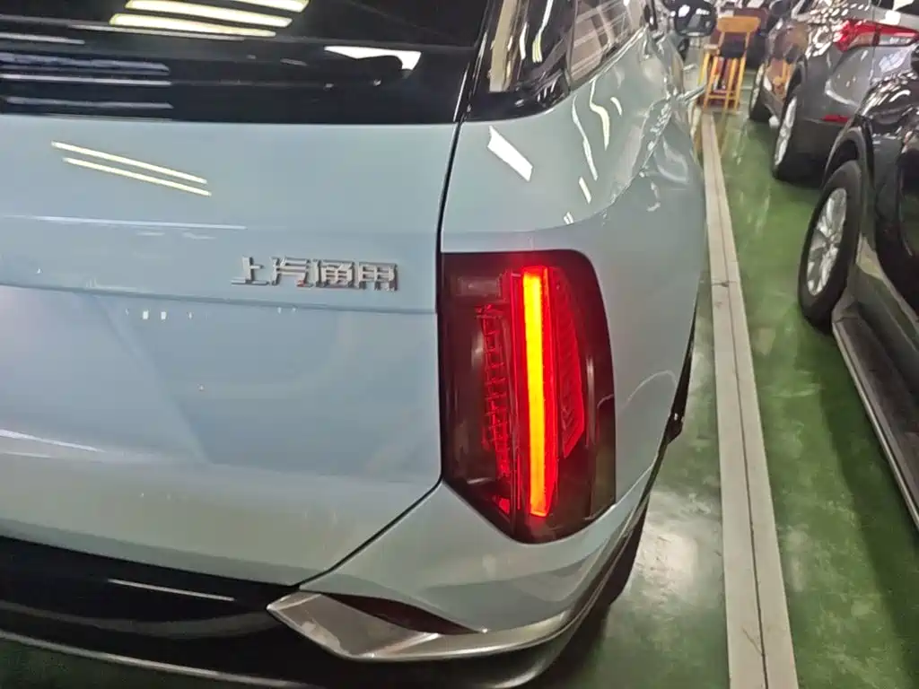 Cadillac IQ — миниатюра 8