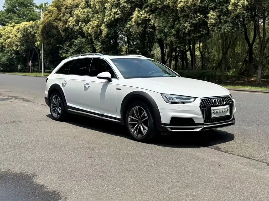 Audi A4 2019 45 TFSI allroad quattro Fashion