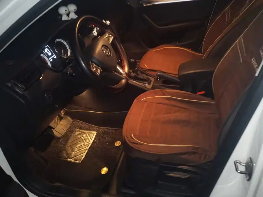 Skoda Octavia — миниатюра 9
