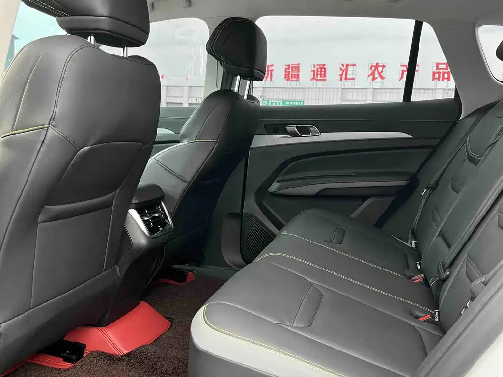 Ford Equator Sport — миниатюра 6